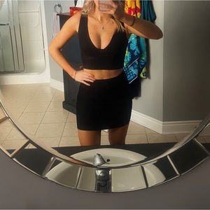 Babaton Sculpt Skirt